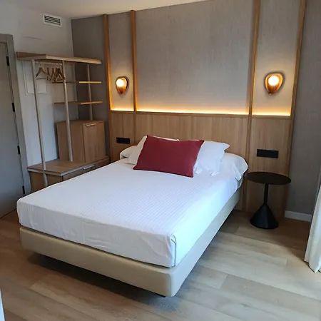 Hotel Rocas De
