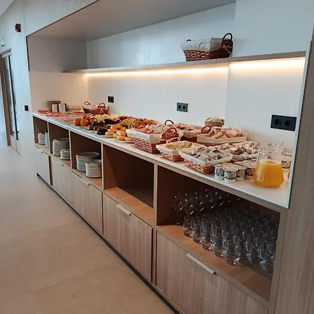 Rocas De Hotel Isla Plana