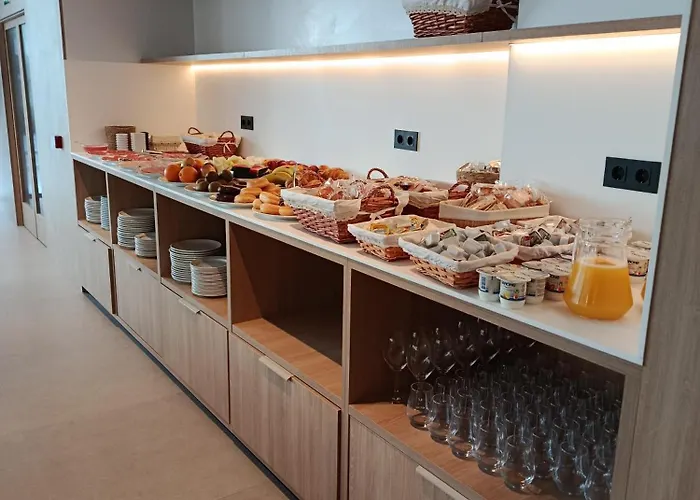 Rocas De Hotel Isla Plana