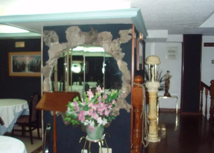 Rocas De 2* Isla Plana