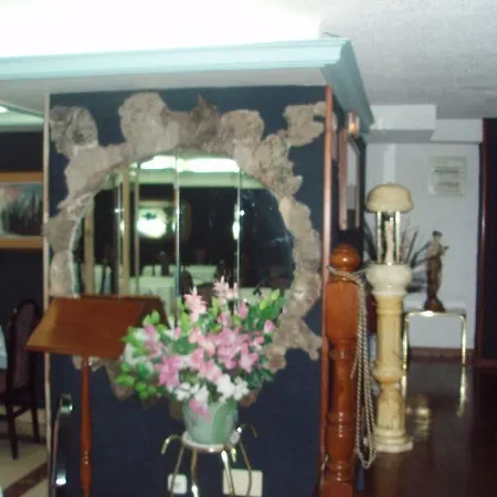 Rocas De 2* Isla Plana